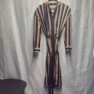 Zara long sleeve tie up dress size XS